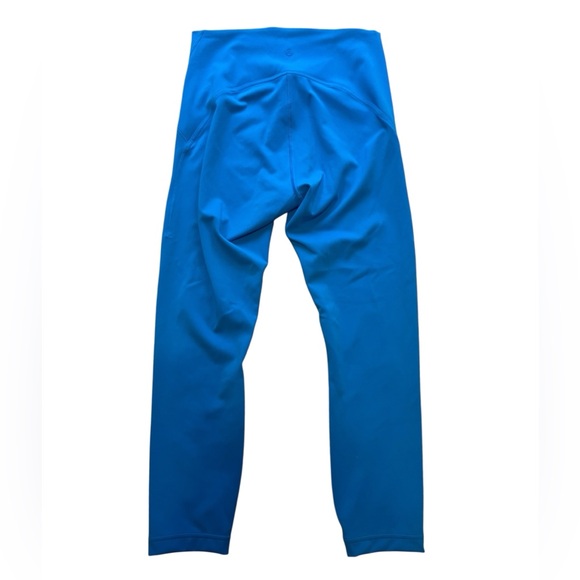 Lululemon InStill High-Rise‎ Crop 23" in Poolside - Picture 2 of 11